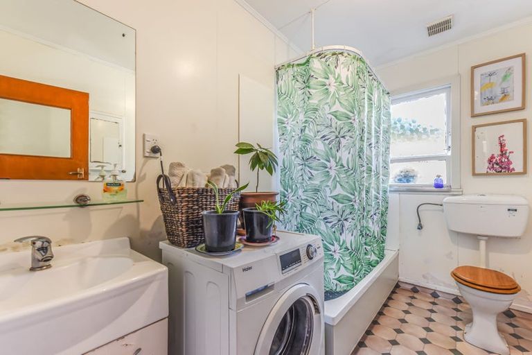 Photo of property in 2/17 Waimea Road, Nelson South, Nelson, 7010