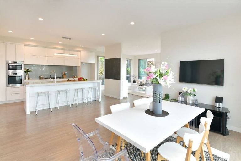 Photo of property in 23 Galbraith Greens, Silverdale, 0932