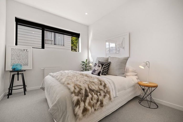 Photo of property in 594 Peninsula Road, Kelvin Heights, Queenstown, 9300