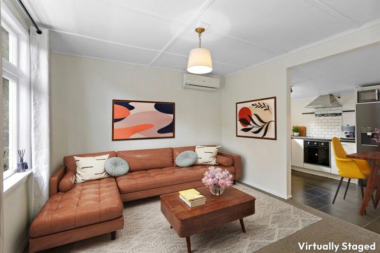 Photo of property in 106 Akatarawa Road, Birchville, Upper Hutt, 5018