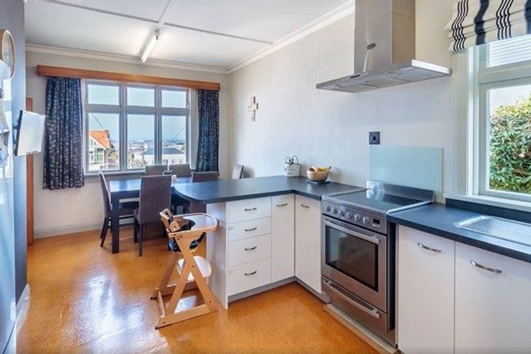 Photo of property in 104 Carroll Street, Dunedin Central, Dunedin, 9016