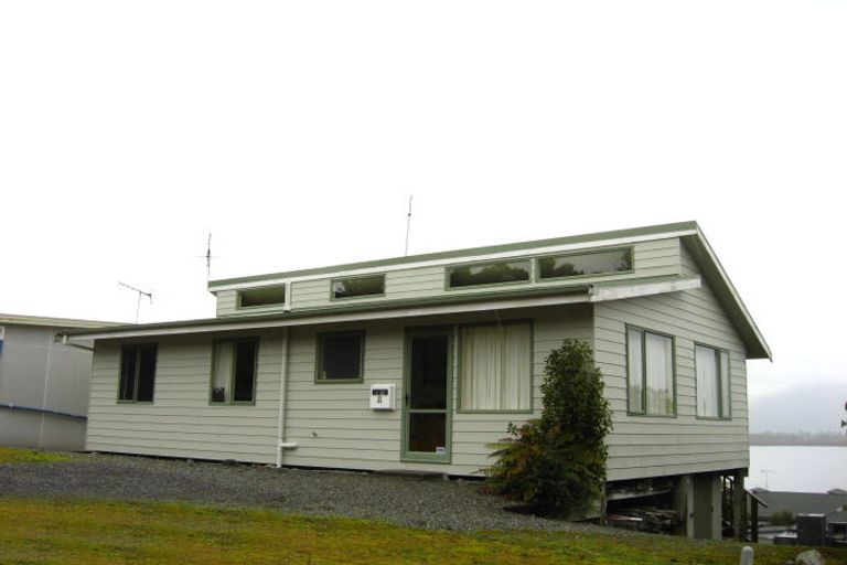 Photo of property in 56 Korua Street, Moana, 7872