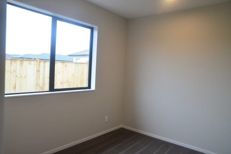 Photo of property in 215 Old Wairoa Road, Papakura, 2110