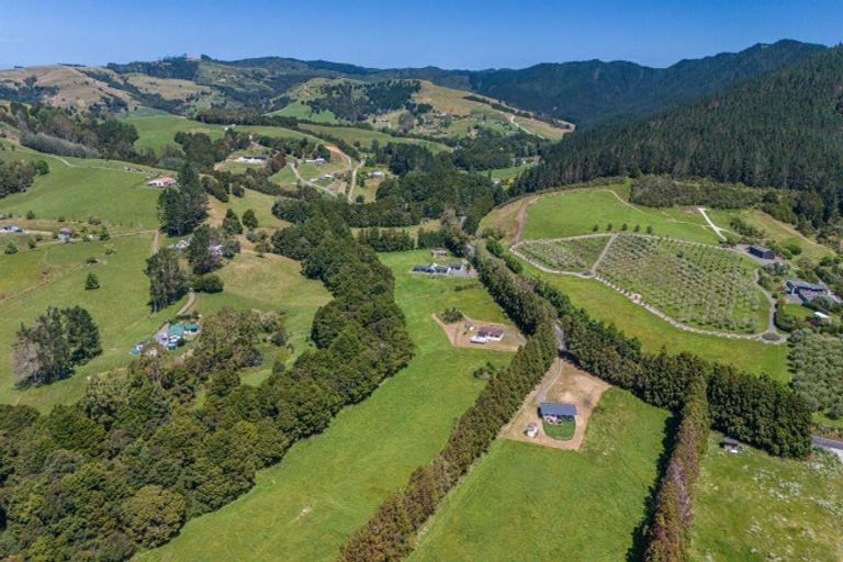 Photo of property in 813 Whangaripo Valley Road, Whangaripo, Wellsford, 0972