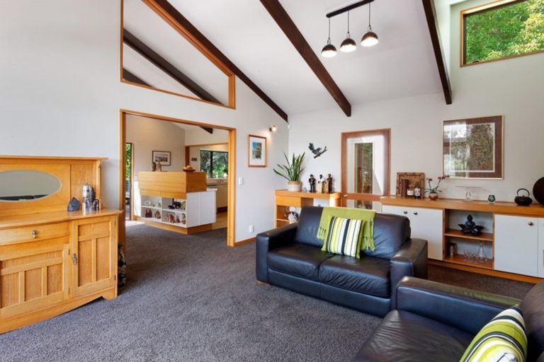 Photo of property in 9 Sherwood Lane, Cashmere, Christchurch, 8022