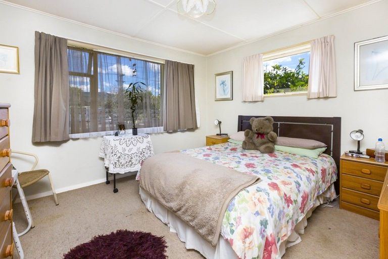 Photo of property in 48 Routley Crescent, Elderslea, Upper Hutt, 5018