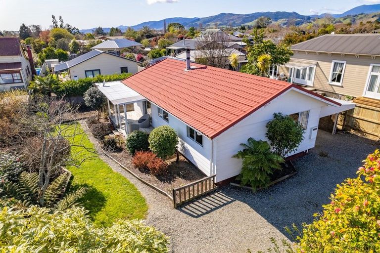 Photo of property in 11 Ellis Street, Brightwater, 7022