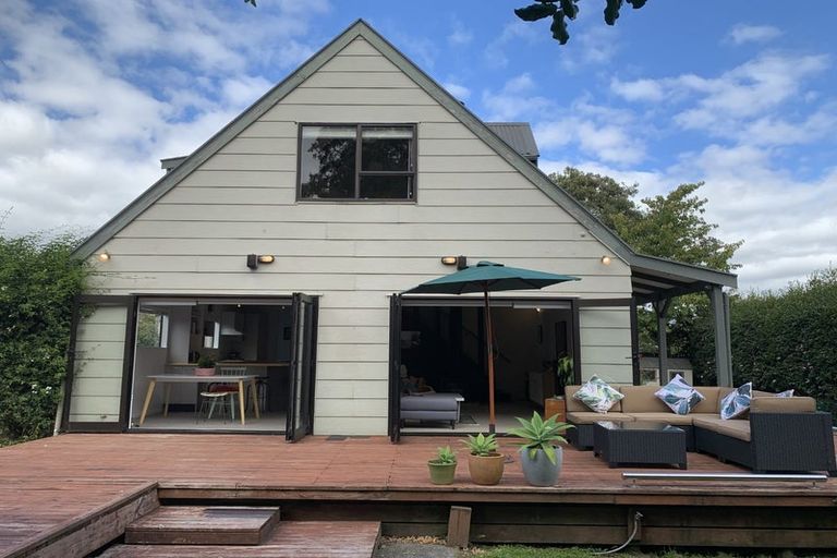 Photo of property in 11 Renata Road, Otaki, 5512