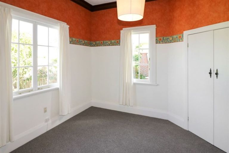 Photo of property in 22 Victoria Avenue, Dannevirke, 4930