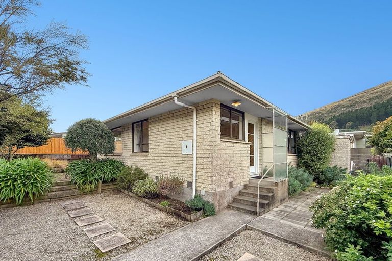 Photo of property in 1/6 Finnsarby Place, Sumner, Christchurch, 8081