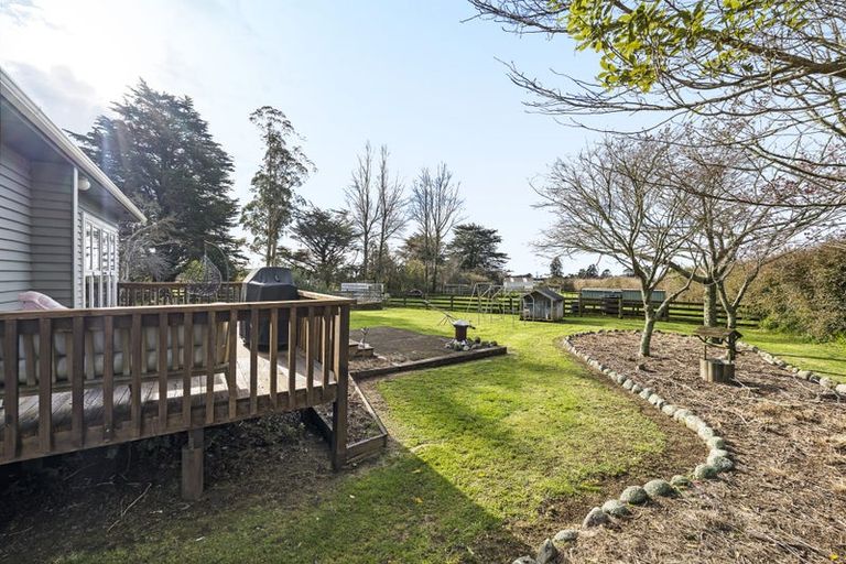 Photo of property in 1870 Egmont Road, Kaimiro, Inglewood, 4386