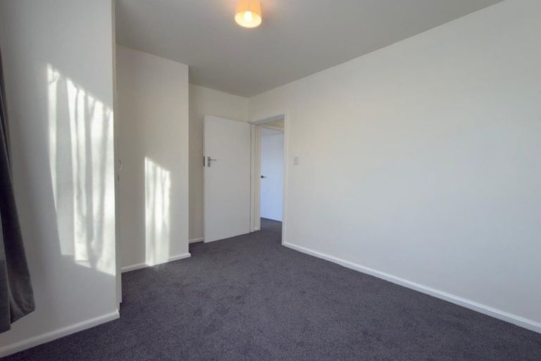 Photo of property in 2/49 Lochee Road, Upper Riccarton, Christchurch, 8041