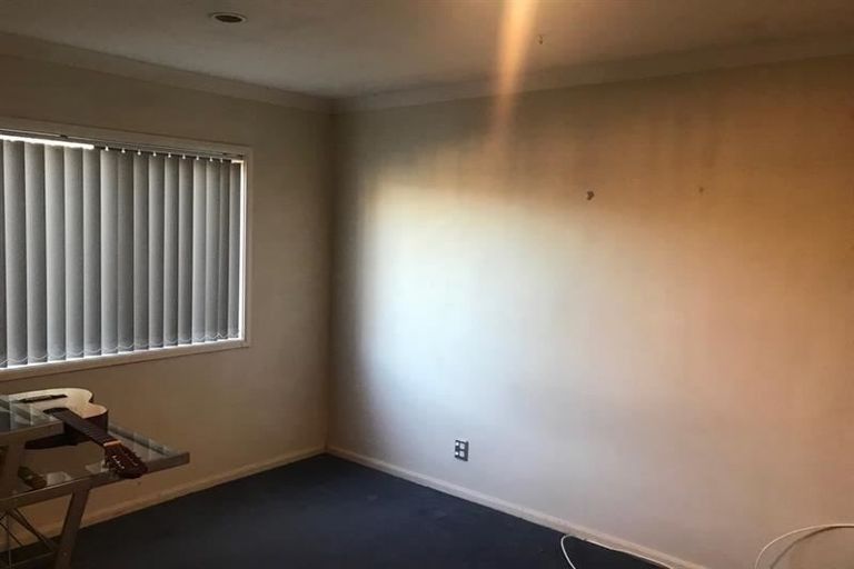 Photo of property in 20 Riverwood Boulevard, Redwood, Christchurch, 8051