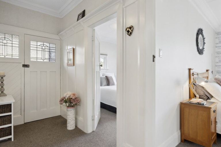 Photo of property in 16 Saint Albans Street, Bradford, Dunedin, 9011