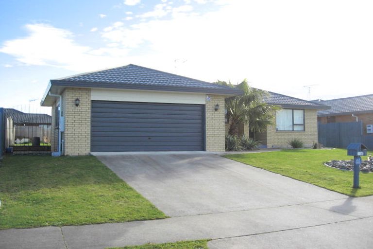 Photo of property in 3 Aldershot Place, Nawton, Hamilton, 3200