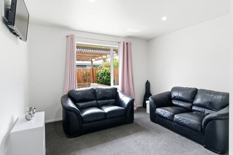 Photo of property in 15 Cridland Place, Halswell, Christchurch, 8025