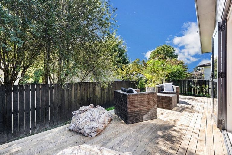Photo of property in 38 Childers Road, Ranui, Auckland, 0612