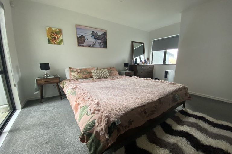 Photo of property in 6b Claverton Grove, Churton Park, Wellington, 6037