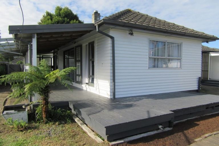 Photo of property in 28 Karaka Street, Elgin, Gisborne, 4010
