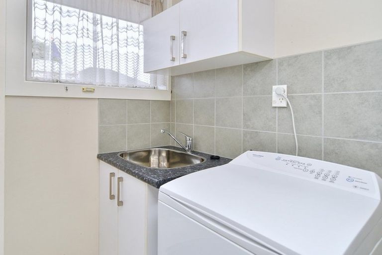 Photo of property in 3/7 Donegal Street, Belfast, Christchurch, 8051