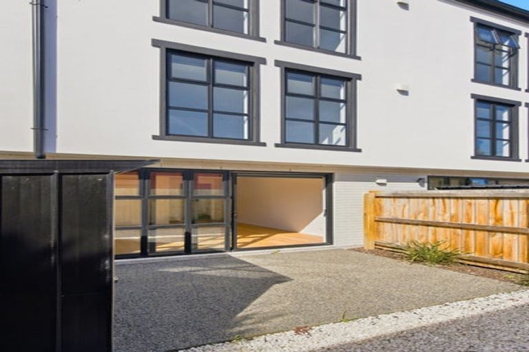 Photo of property in 3/13 Moa Place, Christchurch Central, Christchurch, 8013
