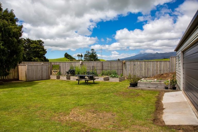 Photo of property in 6 Hurworth Road, Hurworth, New Plymouth, 4371