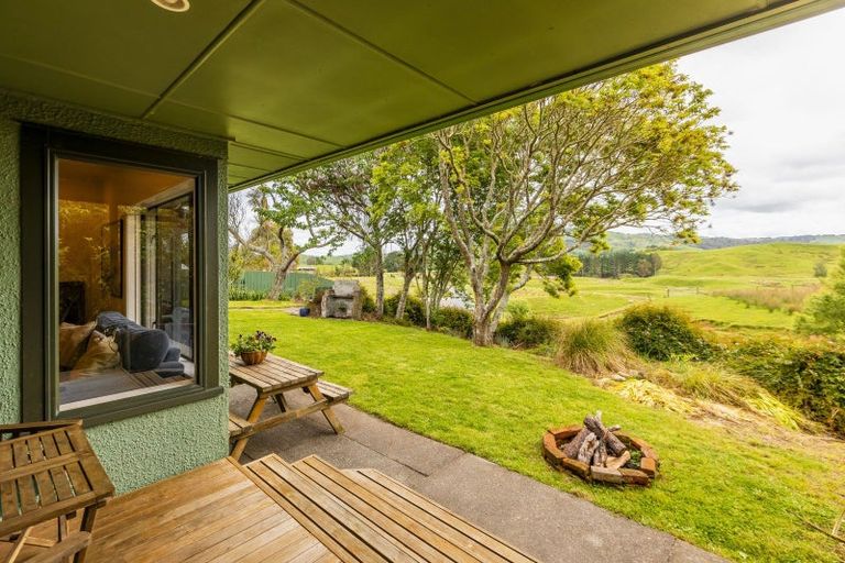 Photo of property in 664 Kairakau Road, Elsthorpe, Havelock North, 4295