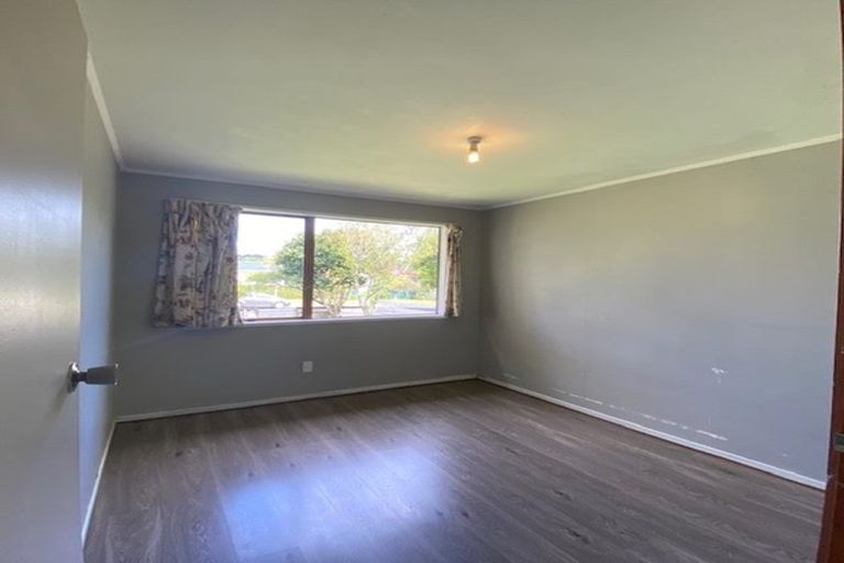 Photo of property in 29 Luanda Drive, Ranui, Auckland, 0612