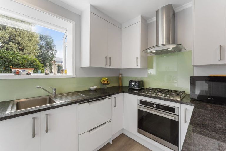 Photo of property in 12 Kiwi Street, Heretaunga, Upper Hutt, 5018