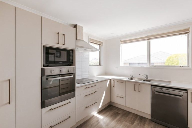 Photo of property in 5 Vista Close, Omokoroa, 3114