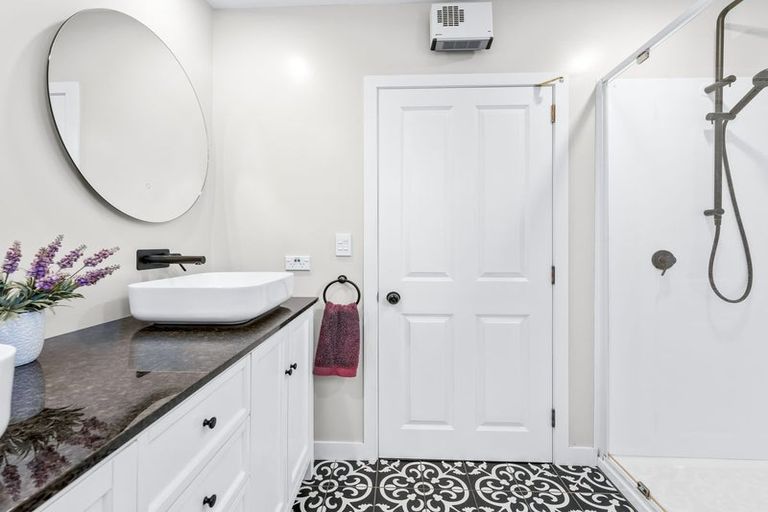 Photo of property in 24 Broad Street, Southbridge, 7602