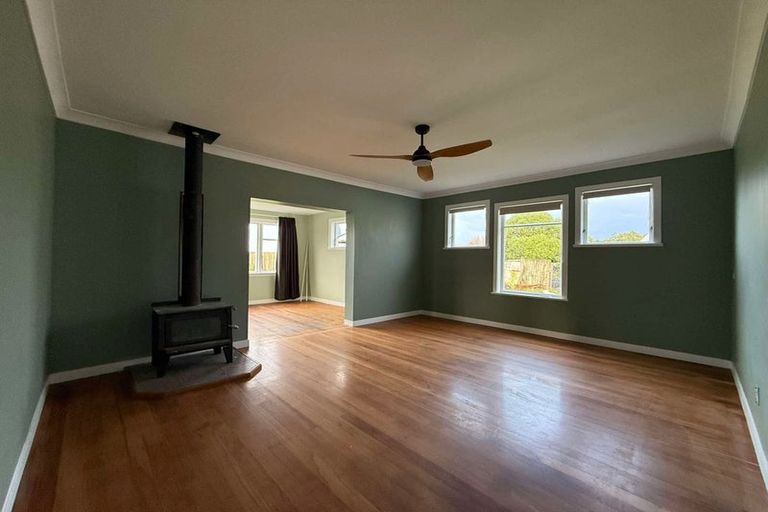 Photo of property in 6 Colonel Place, Featherston, 5710