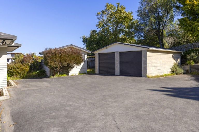 Photo of property in 10 Wakeman Road, Acacia Bay, Taupo, 3330
