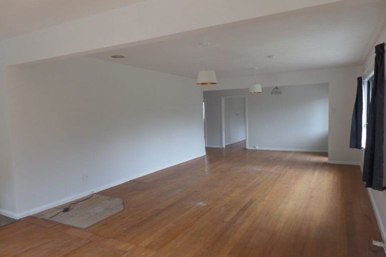 Photo of property in 371 Yaldhurst Road, Russley, Christchurch, 8042