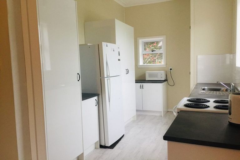 Photo of property in 37 Fox Street, Woodville, 4920