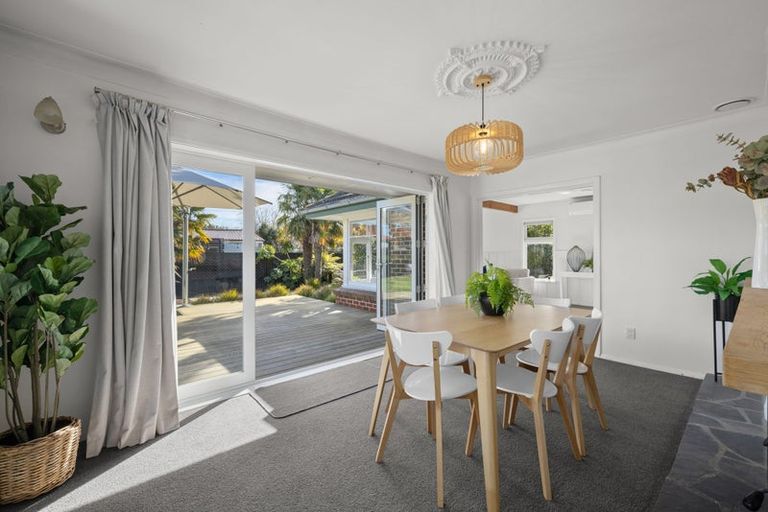 Photo of property in 27 Barclay Place, Burwood, Christchurch, 8061