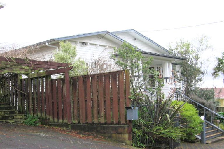 Photo of property in 10 Tainui Street, Frankton, Hamilton, 3204