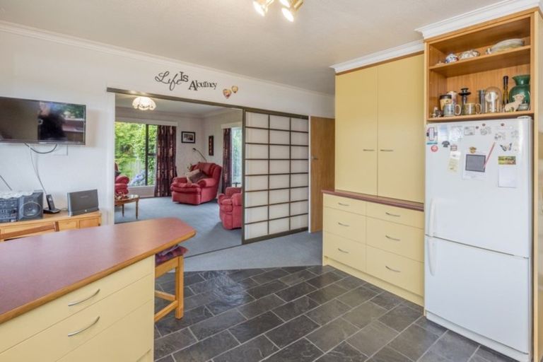 Photo of property in 158 Winchester Street, Levin, 5510