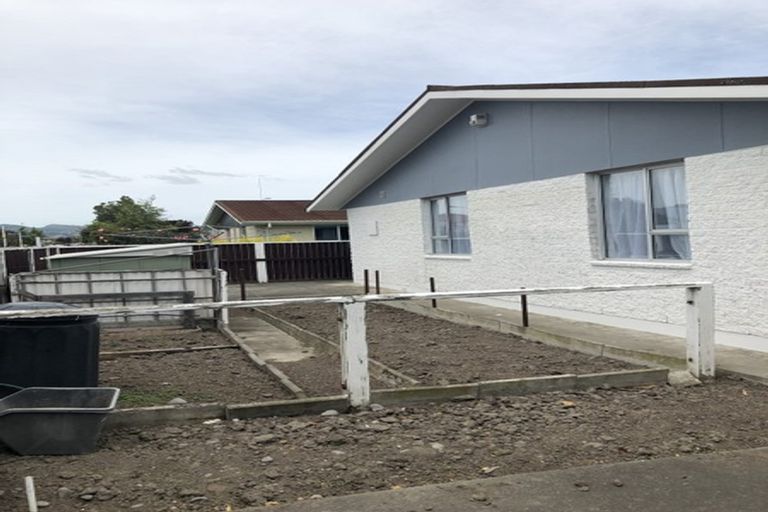 Photo of property in 75 Picton Avenue, Riccarton, Christchurch, 8011