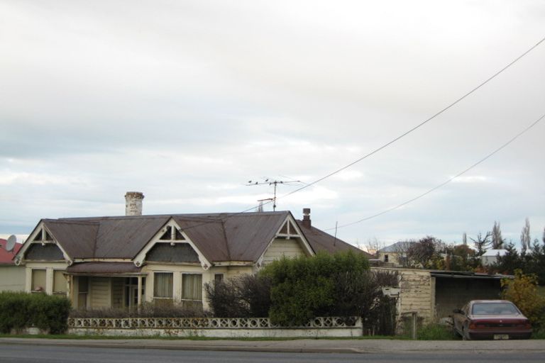 Photo of property in 235 Clyde Street, Balclutha, 9230