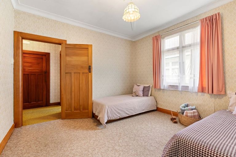 Photo of property in 54 Miro Street, Takaro, Palmerston North, 4410
