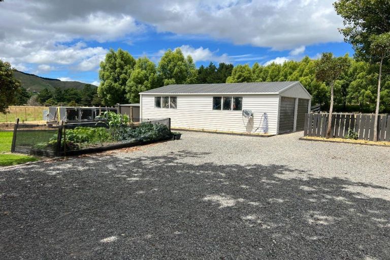 Photo of property in 11 Waihi Falls Road, Waione, Dannevirke, 4971