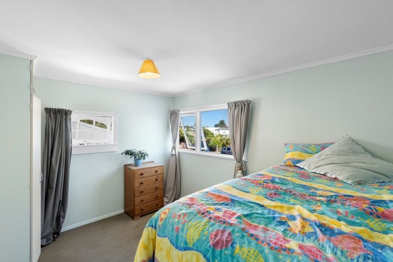 Photo of property in 71 Muritai Road, Eastbourne, Lower Hutt, 5013