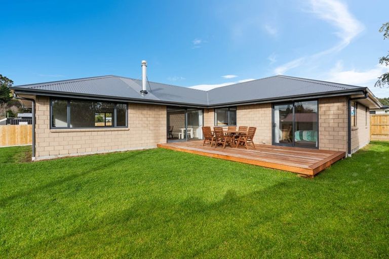 Photo of property in 2 Margate Street, Waihola, Milton, 9073