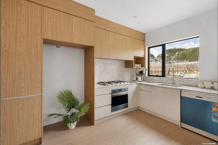 Photo of property in 27 Oopunga Road, Pukekohe, 2120