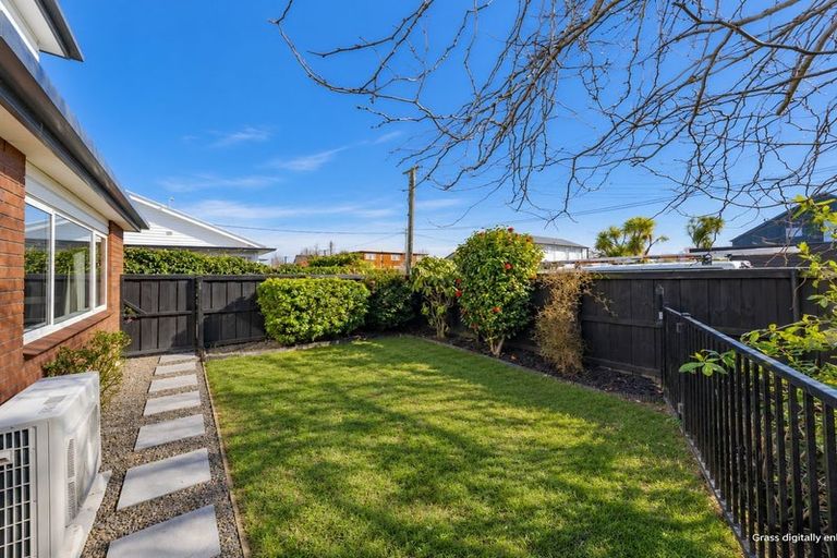 Photo of property in 144 Mays Road, St Albans, Christchurch, 8052
