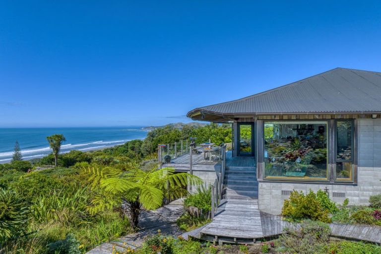 Photo of property in 45 Winifred Street, Okitu, Gisborne, 4010