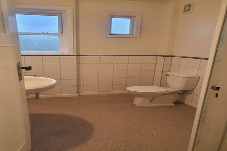 Photo of property in 4/541 Marine Parade, Napier South, Napier, 4110