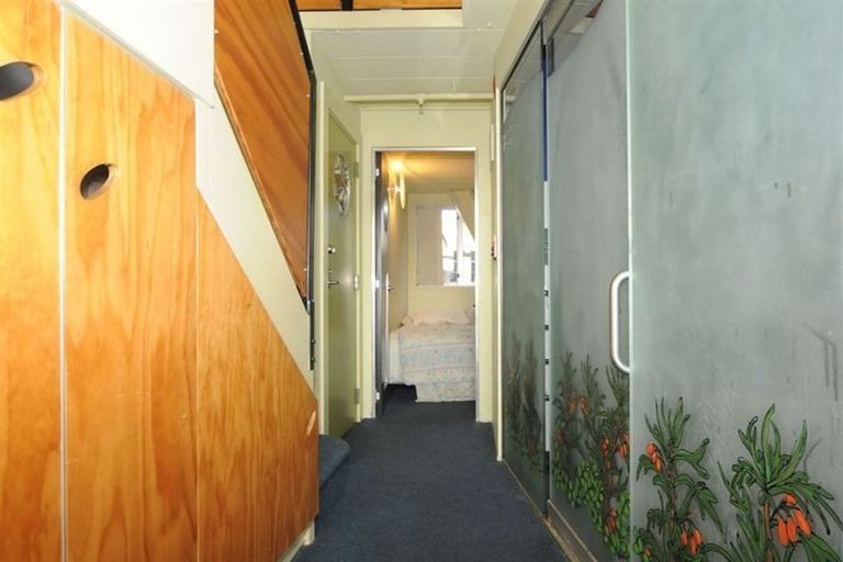 Photo of property in Qba Apartments, 1m/51 Webb Street, Mount Cook, Wellington, 6011
