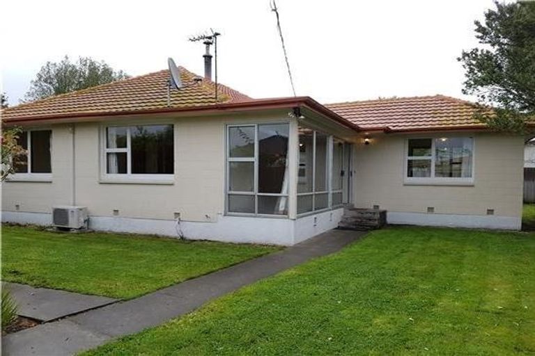 Photo of property in 15 Suffolk Street, Phillipstown, Christchurch, 8011